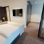 White Pearl 0.05 아파트 티멘도르프스트랜드